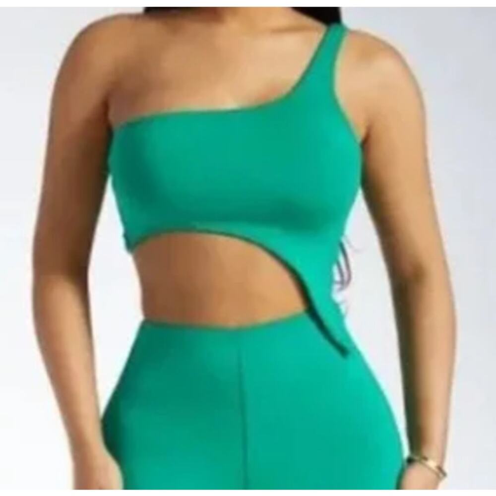 NWT Naked‎ Wardrobe Smooth Side Asymmetrical Crop Top in Kelly Green